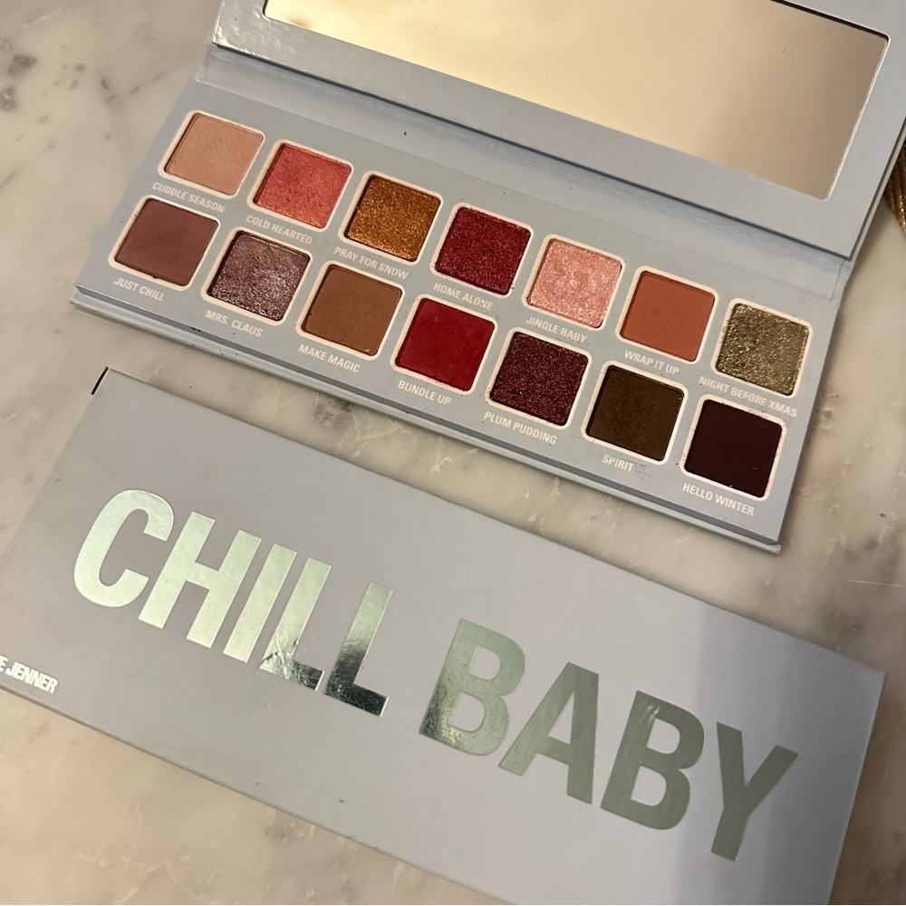 CHILL BABY EYESHADOW PALETTE BY KYLIE JENNER